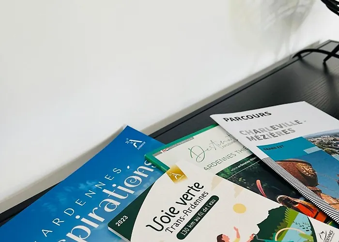 Cosy & Moderne 6 Personnes Centre - Ardennes Lägenhet *